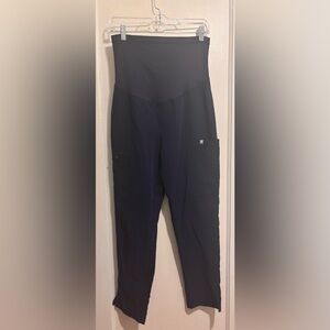 Figs maternity jogger scrubs size XS Navy